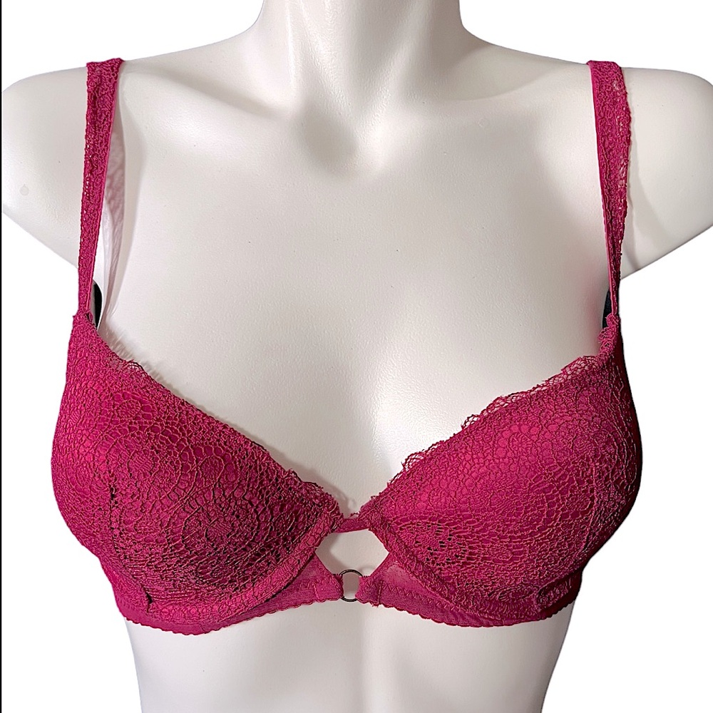 ~SAM EDELMAN~ DEMI CUP UNDERWIRE BRA. 34D.